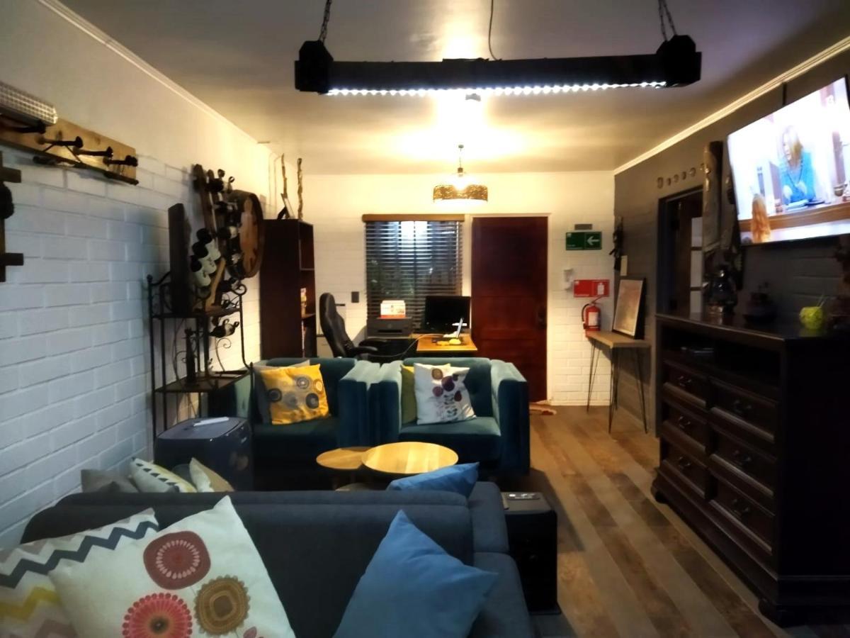 Casa Roble Anejo Bed & Breakfast Santa Cruz Ngoại thất bức ảnh
